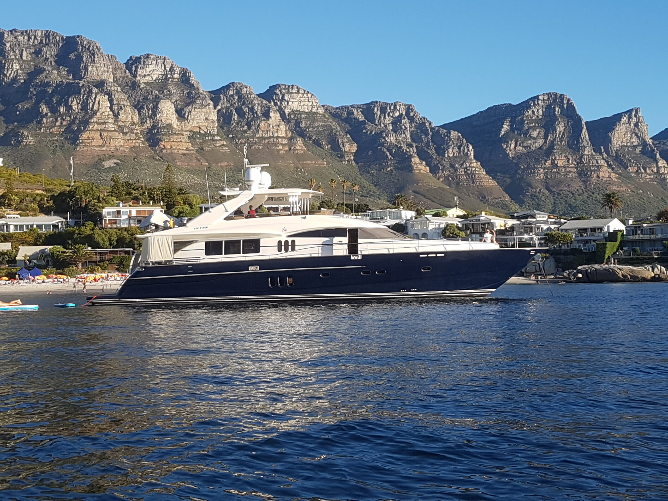 yacht hire cape town photos